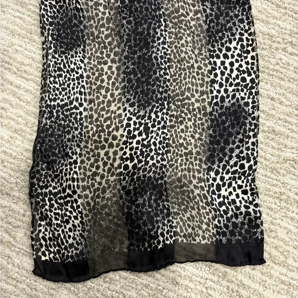 Source Unknown color black